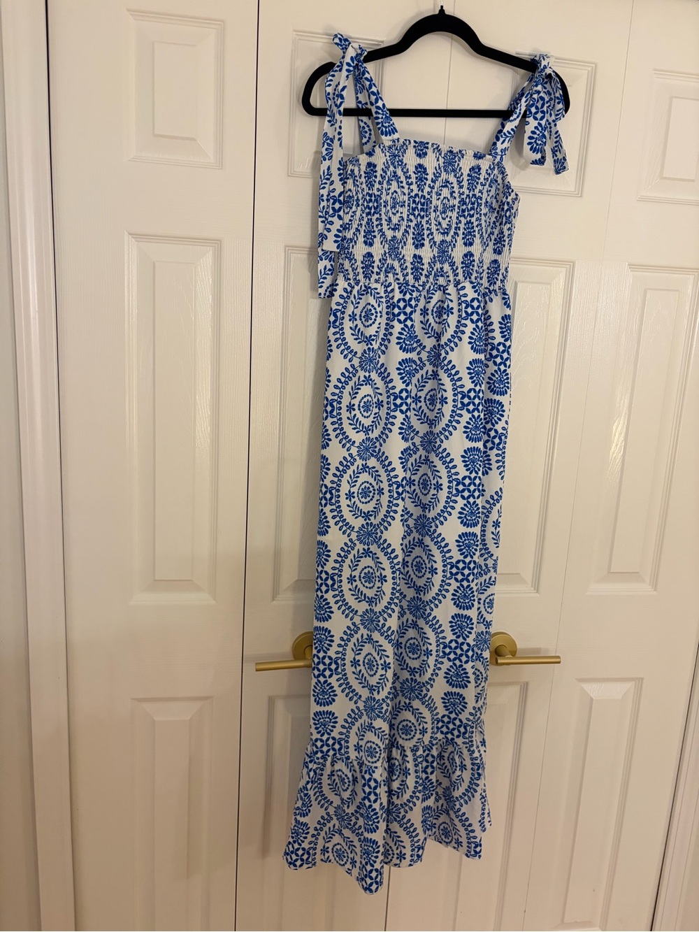SHEIN White Maxi Dress with Blue Floral Medallion Print